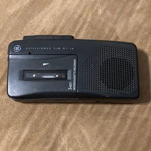 GE 3-5371 Microcassette Recorder